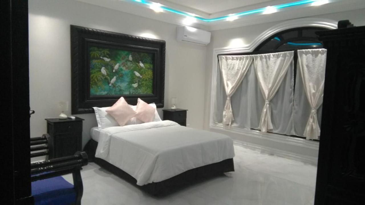 Hotel Villa Antigua San Salvador Eksteriør billede